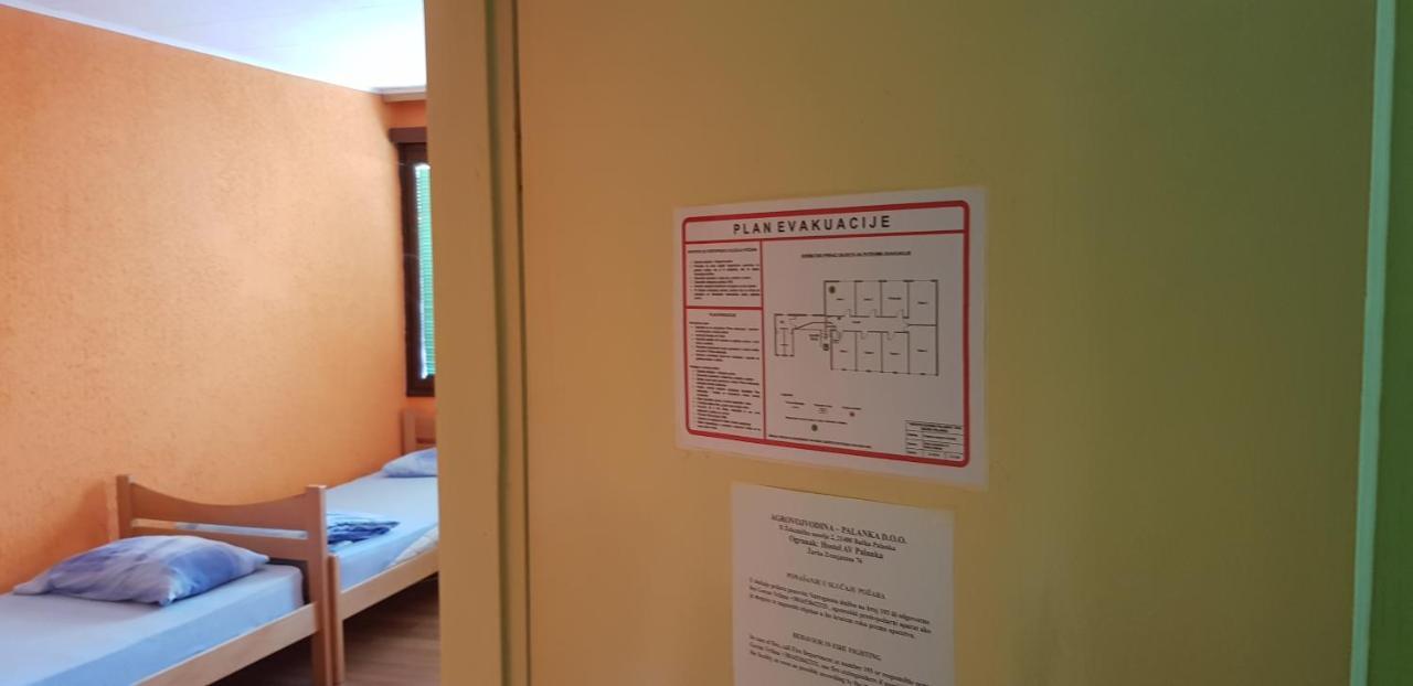 Hostel Av Palanka Extérieur photo