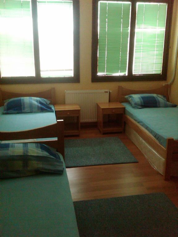 Hostel Av Palanka Extérieur photo
