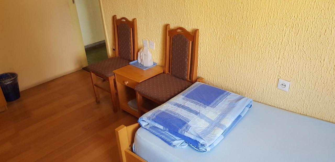 Hostel Av Palanka Extérieur photo